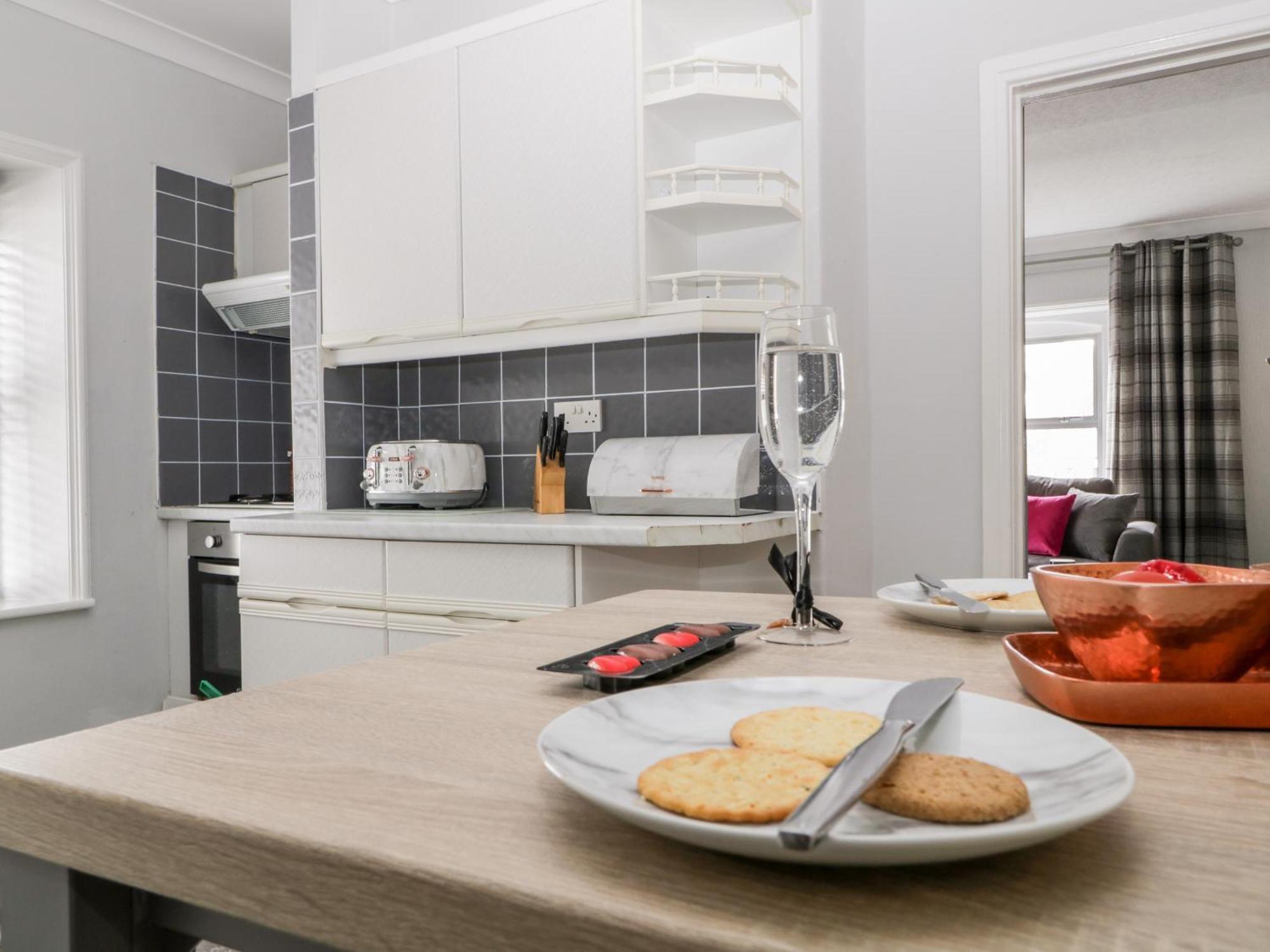 Three Peak View Apartment Keswick  Ngoại thất bức ảnh